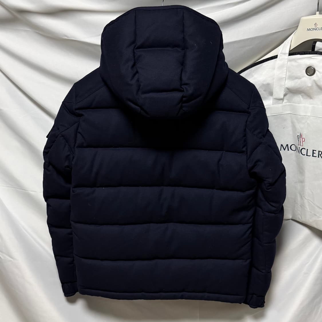 [S+급/0] 몽클레어 몽제네브르 패딩 네이비 상품이미지4