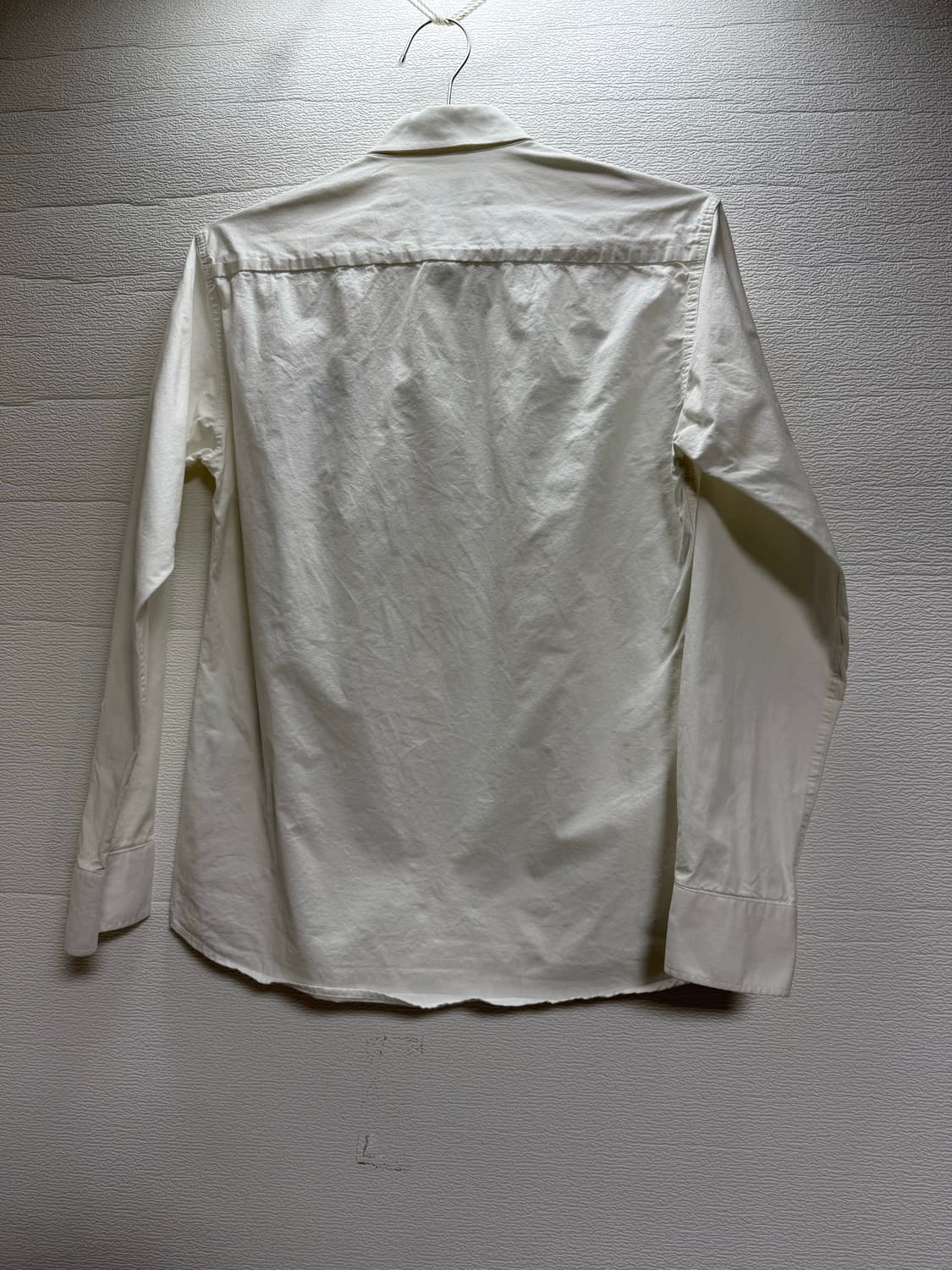 꼼데가르송 화이트 블랙와펜 셔츠 상품이미지2