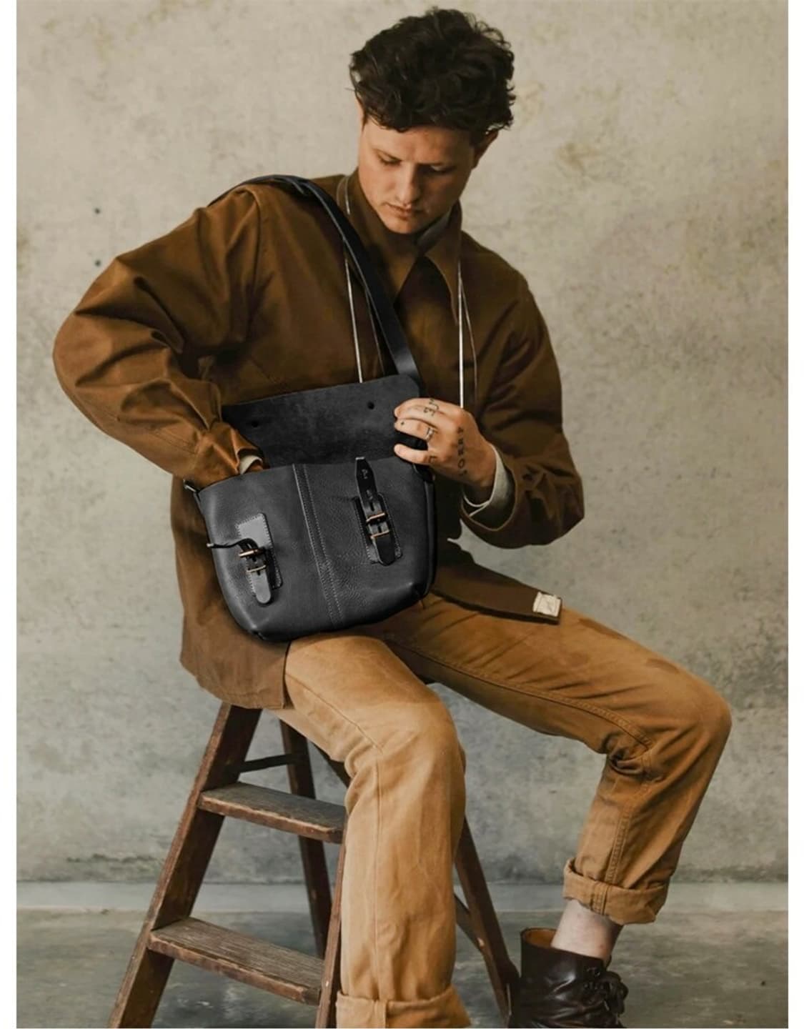 블루드쇼프 루이스 사첼백 누아르 블랙 상품이미지2