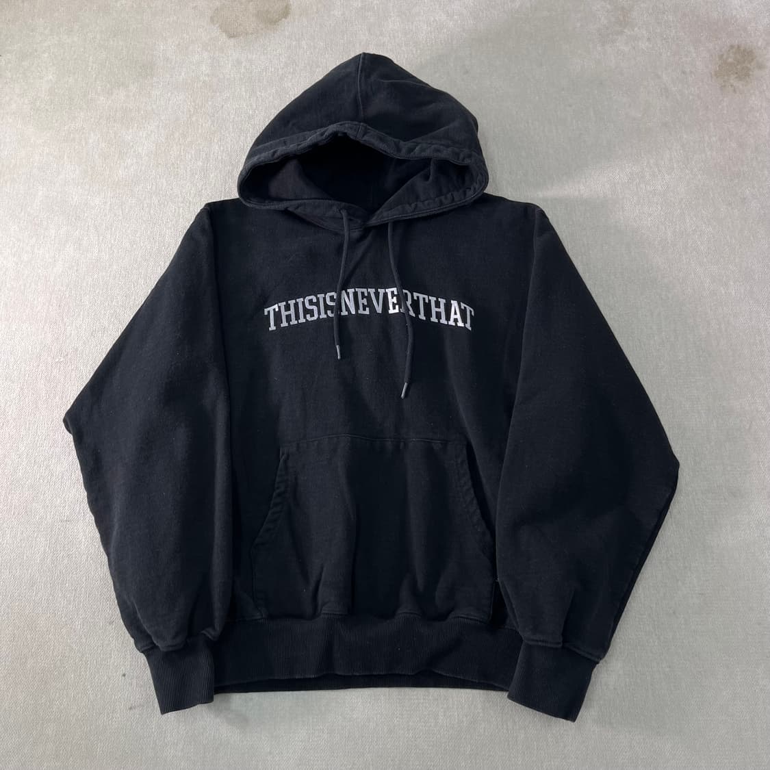 100 디스이즈네버댓 빅로고 후드티 상품이미지1