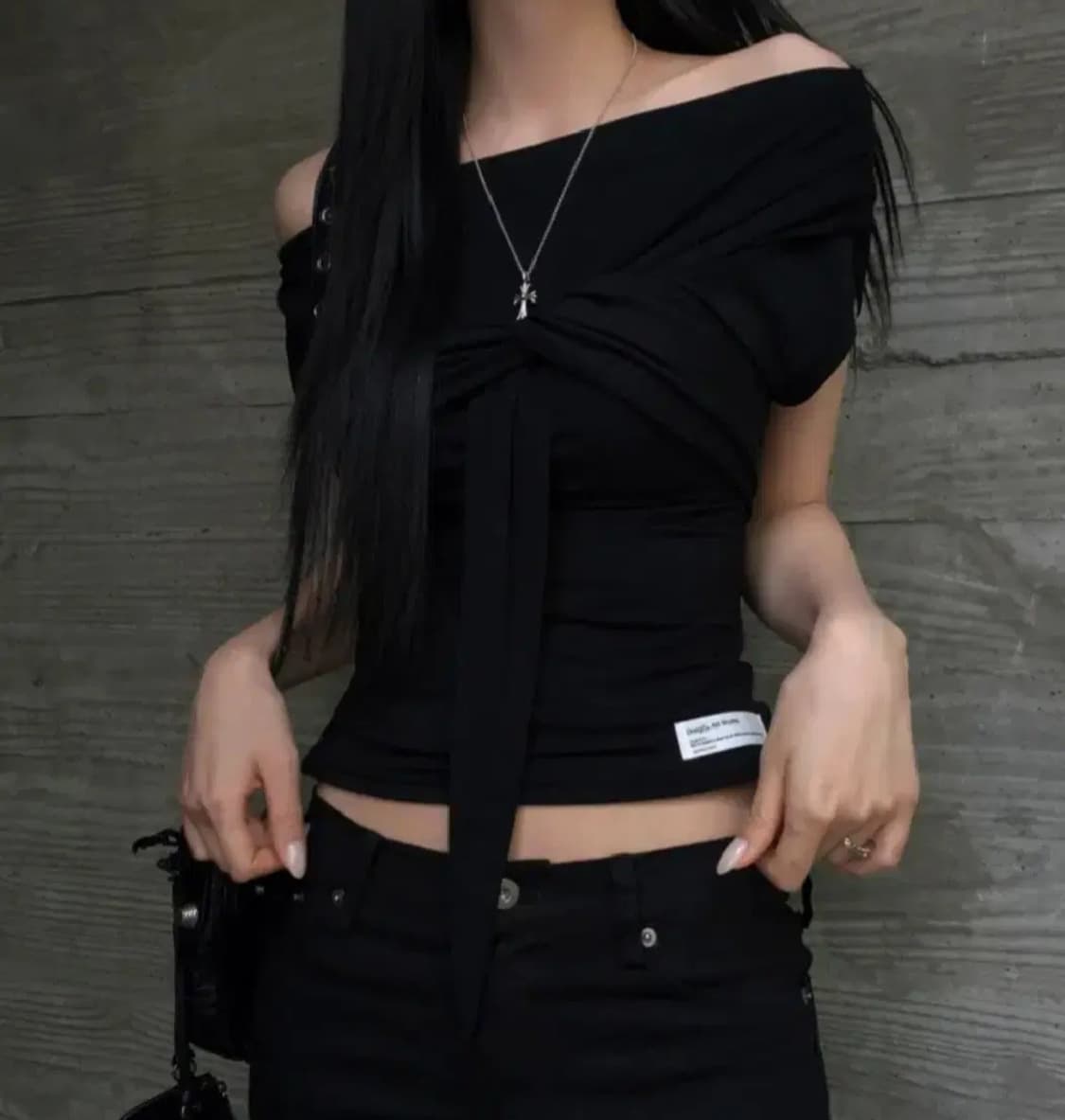 (새상품) inegi 이네기 드레이프 플로우 타이 탑 블랙 상품이미지1