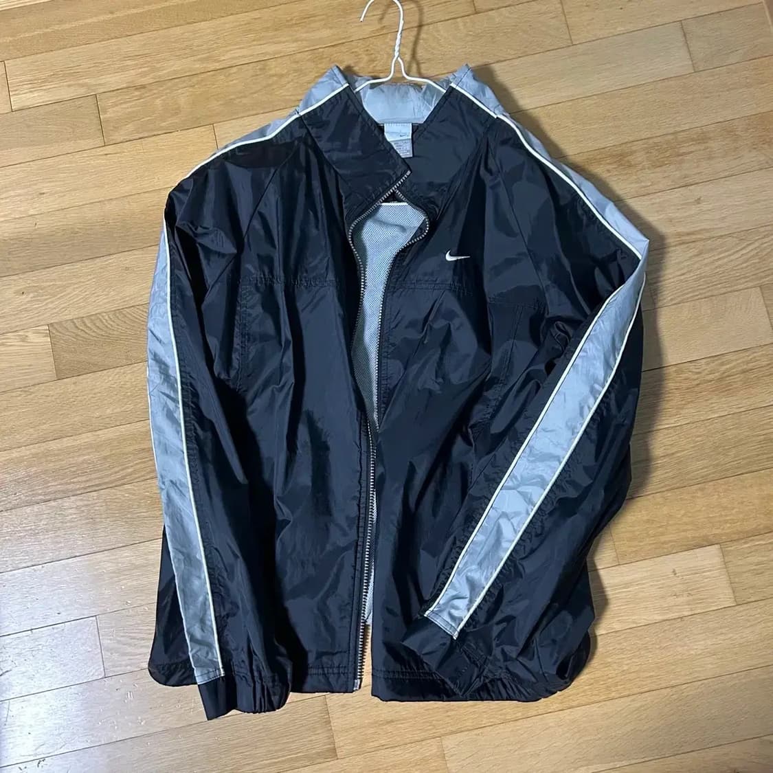 나이키 트랙재킷 상품이미지1