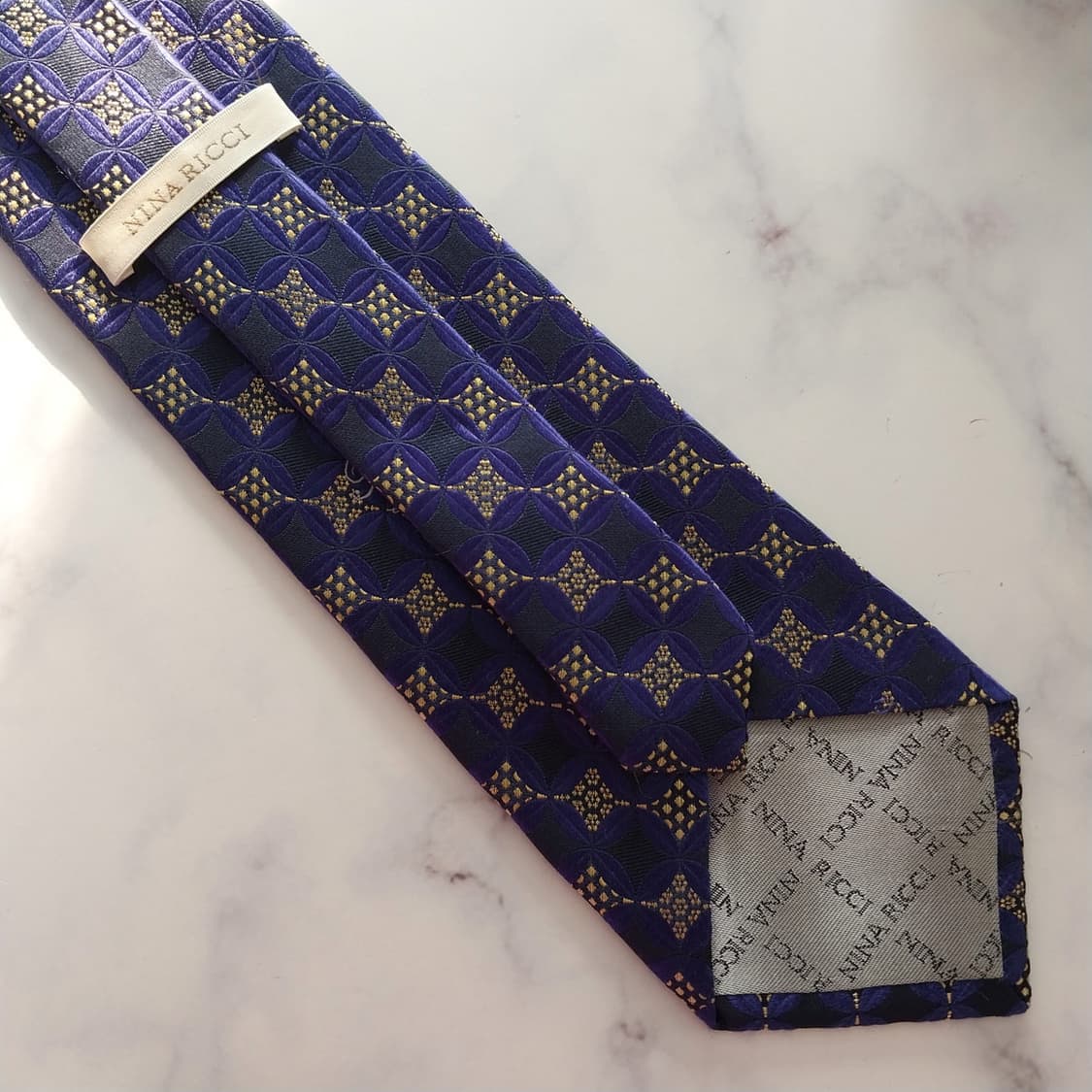 니나리치 실크 네이비 기하 패턴 넥타이 9.3cm A+등급 K1340
 상품이미지9