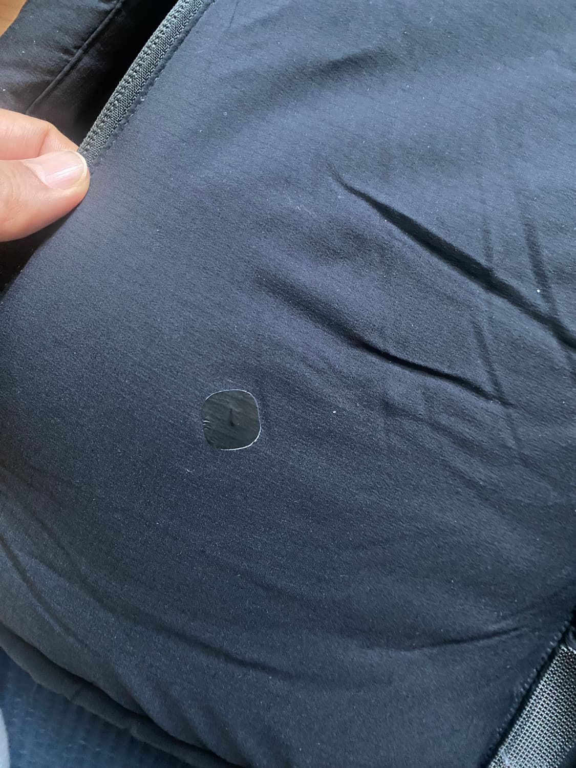 노스페이스 히말라야3 블랙 한정판 L 105 사이즈 판매합니다 교환가능 상품이미지3