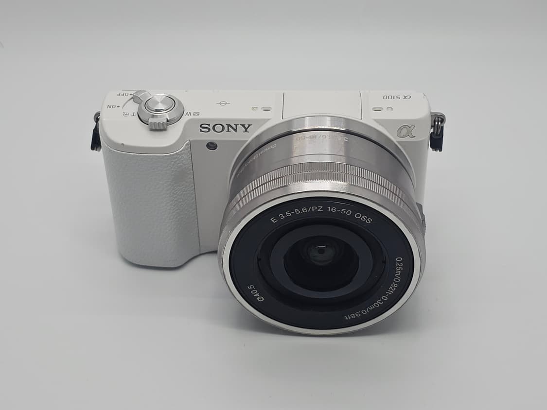 소니 알파 A5100 미러리스 카메라 상품이미지1