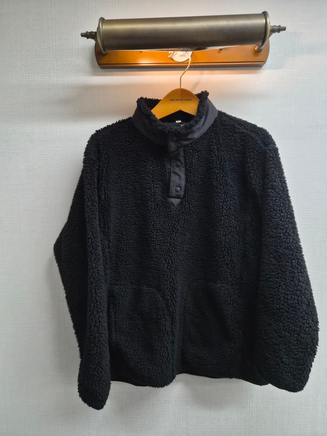 L) 유니클로 x 화이트 마운티리어닝 아노락 후리스 팝니다 상품이미지1