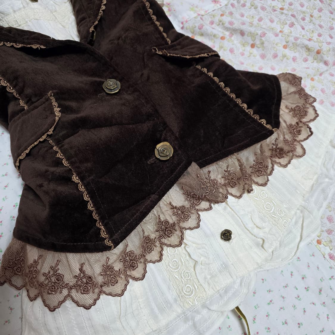 엑시즈팜 코르셋 리본 베스트 블라우스 세트 라떼갸루 리즈리사 트랄라라깔 상품이미지3