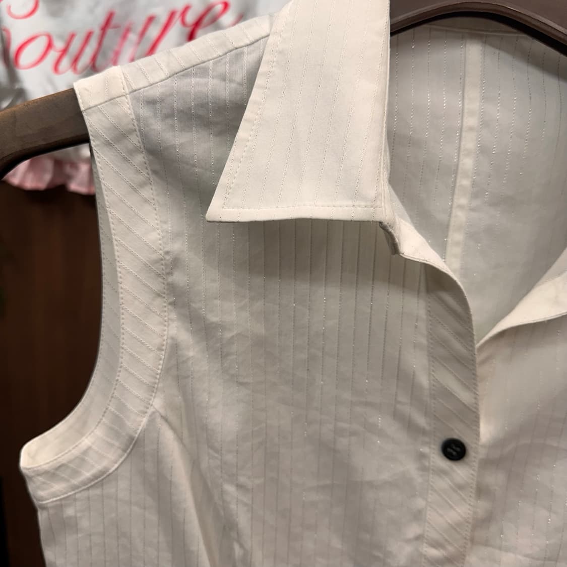 Ivory Metallic Stripe Sleeveless Shirt  상품이미지6
