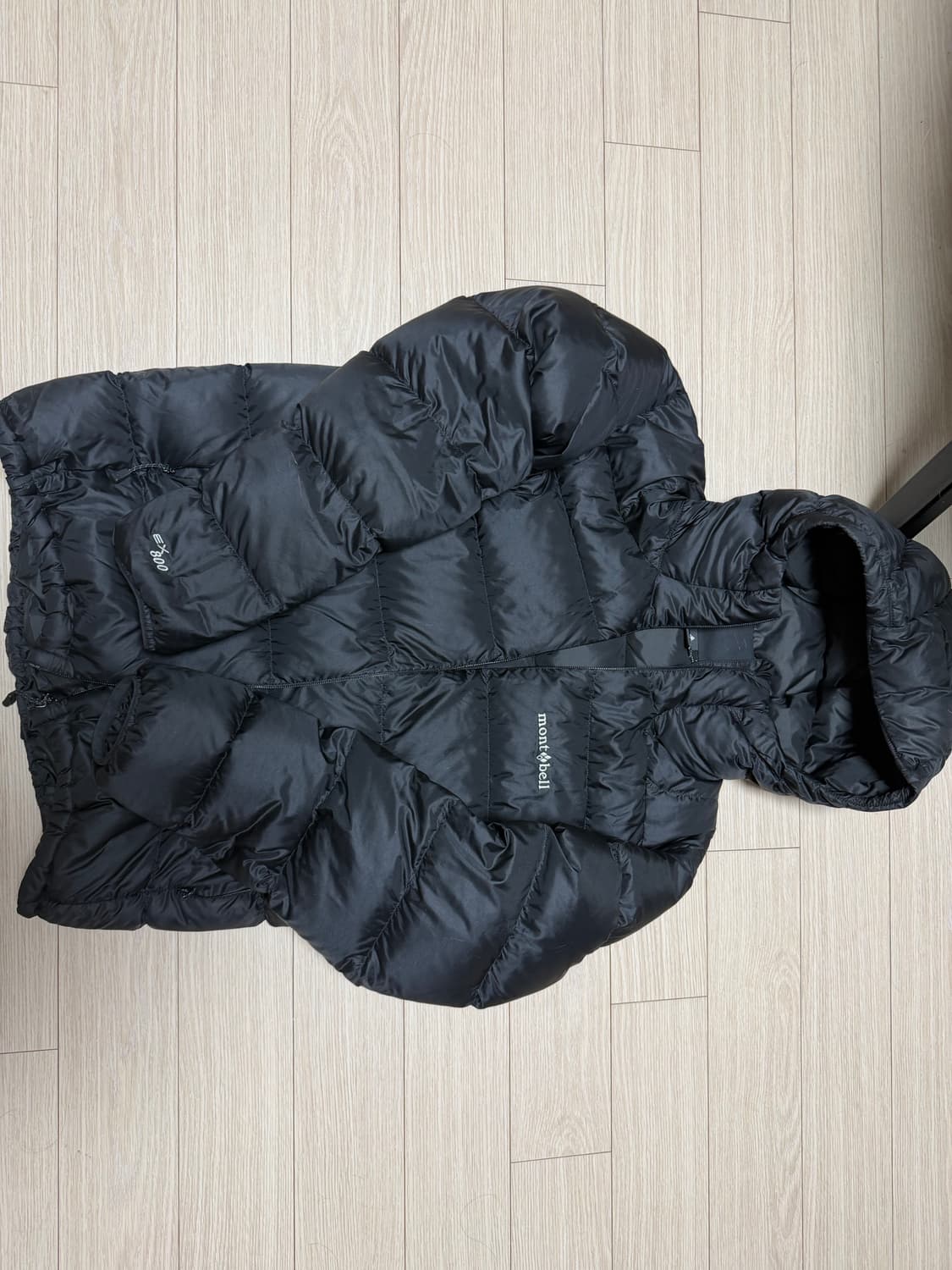 몽벨 라이트 알파인 다운 파카 블랙 새상품급 S사이즈 상품이미지1
