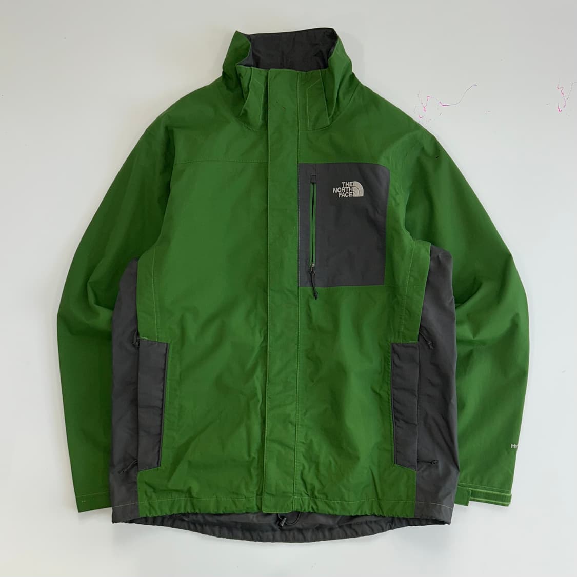 The north face 노스페이스 그레이 그린 배색 바람막이 상품이미지3