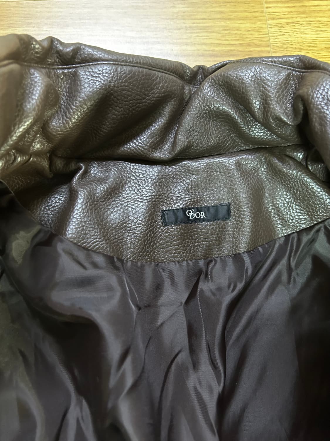 오도어 숏 레더 패딩 상품이미지6