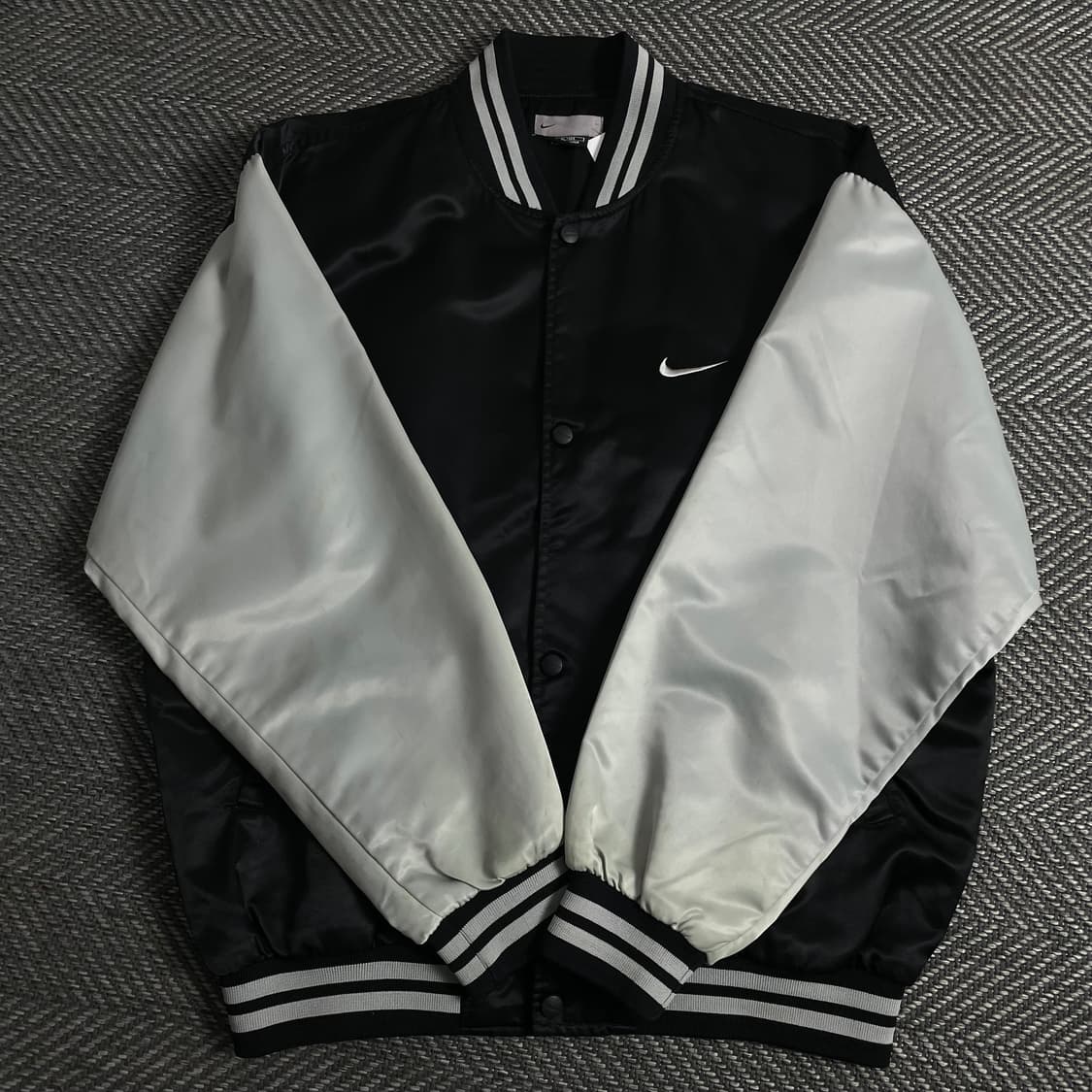 00s 나이키 올드스쿨 박시핏 사틴 자켓o 3850 상품이미지4