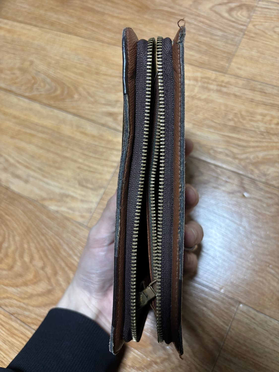 루이비통 모노그램 지퍼 장지갑 상품이미지3