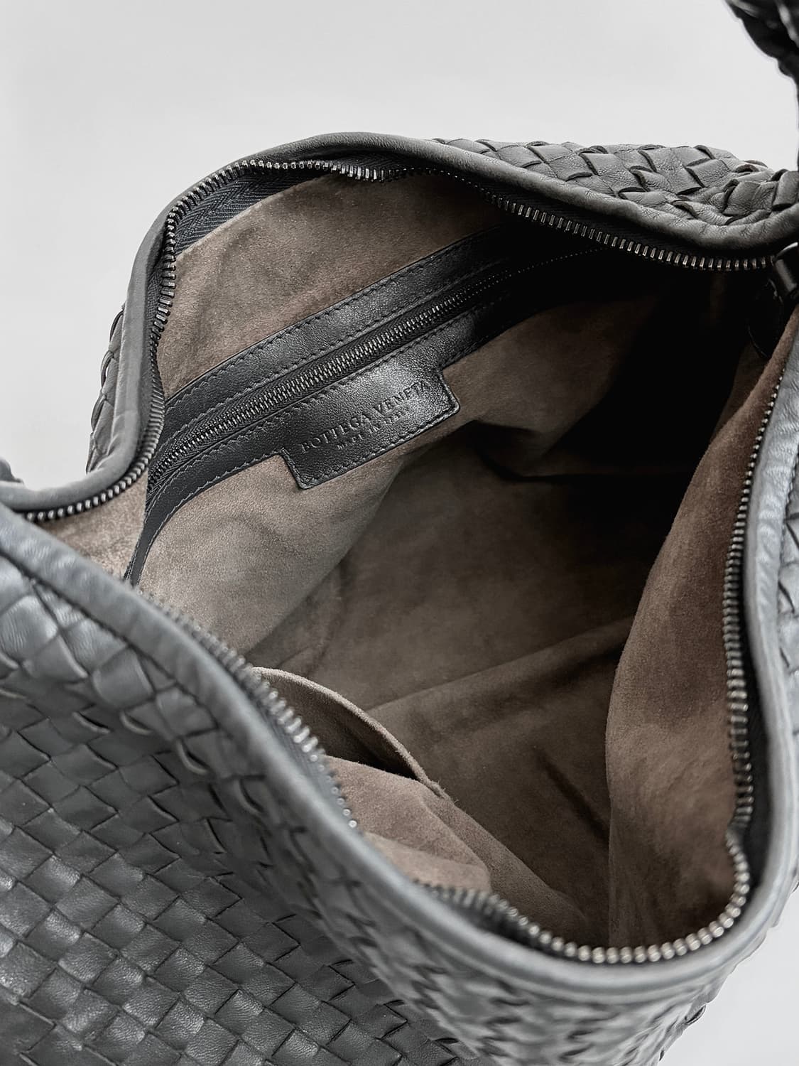 보테가베네타 인트레치아토 호보백 라지 판매합니다. 상품이미지6