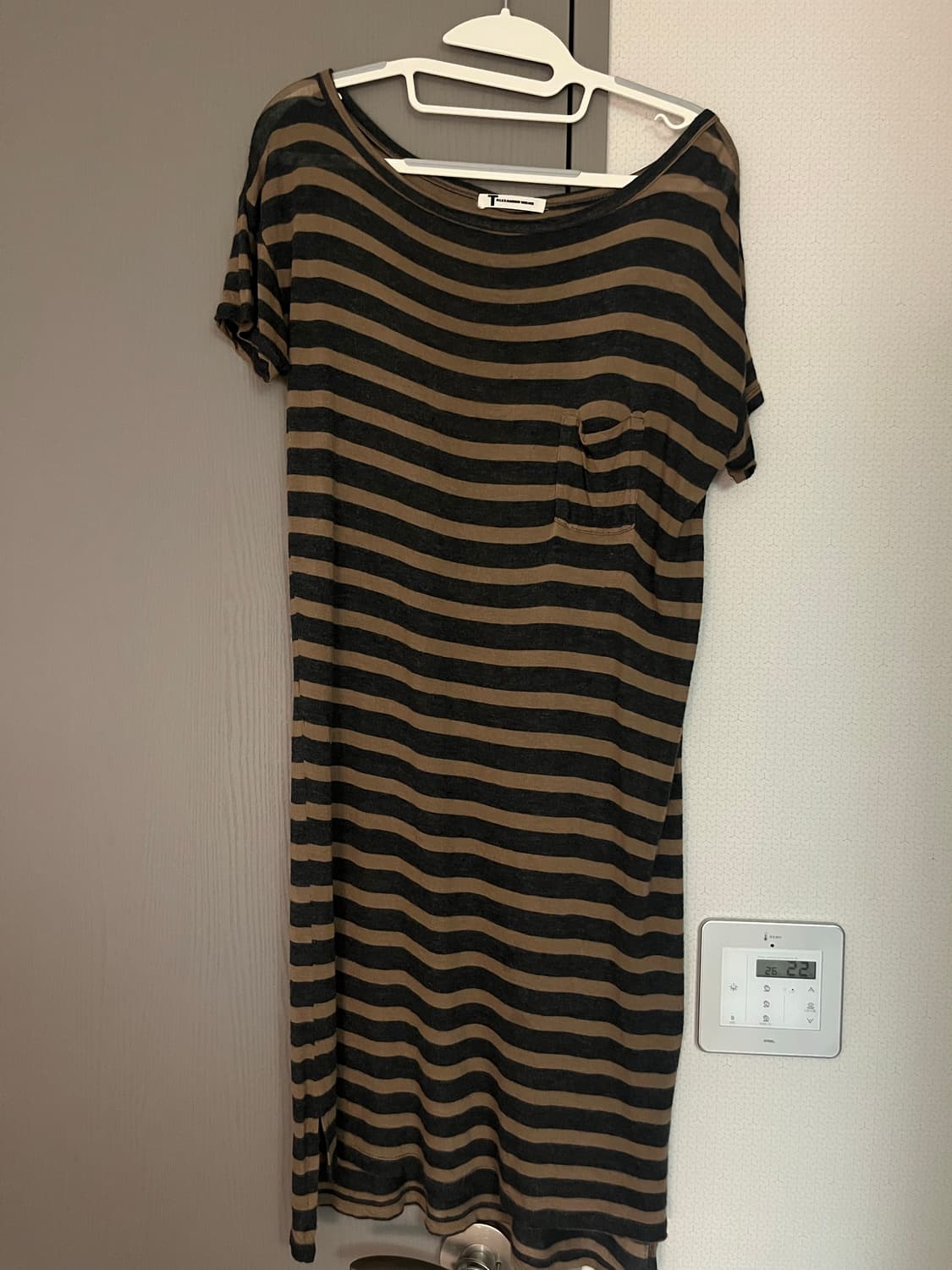 알렉산더왕 스트라이프 원피스 티셔츠 상품이미지1