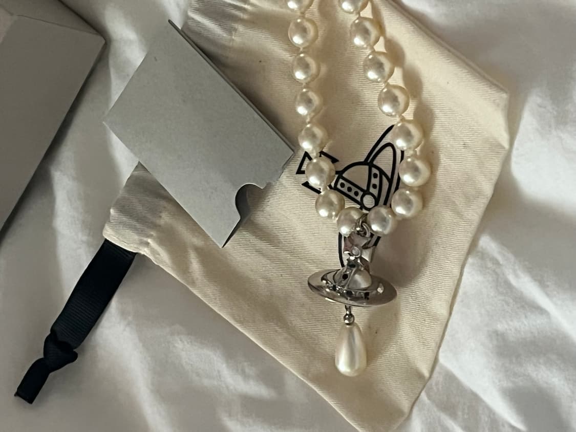 비비안웨스트우드 원 로우 펄 드롭 초커 목걸이 상품이미지2