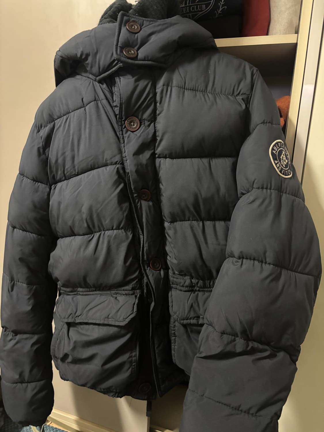 아베크롬비 패딩 M 다크네이비 상품이미지1
