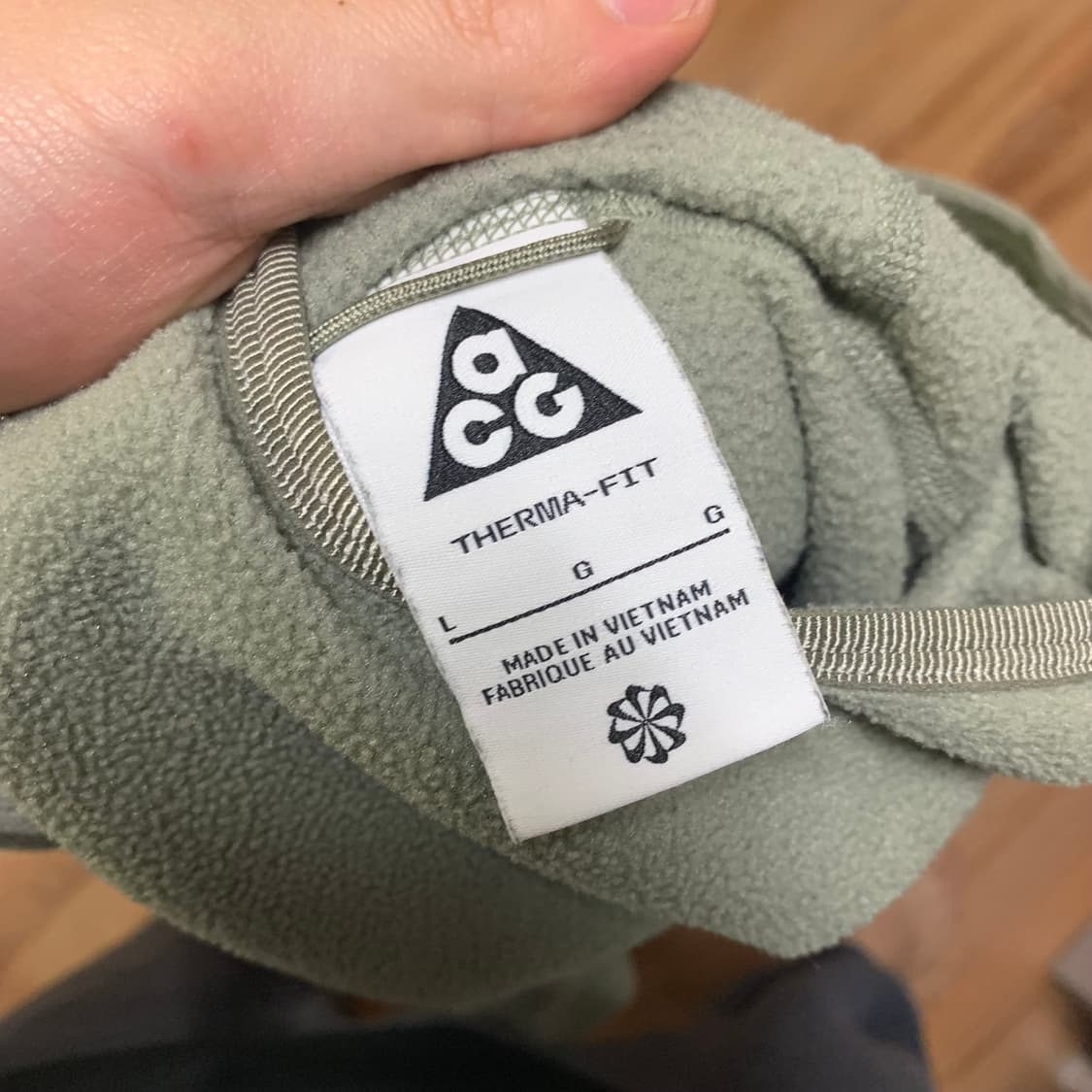 나이키 ACG 폴라텍 울프 트리 후드 라이트 아미 라지 상품이미지4