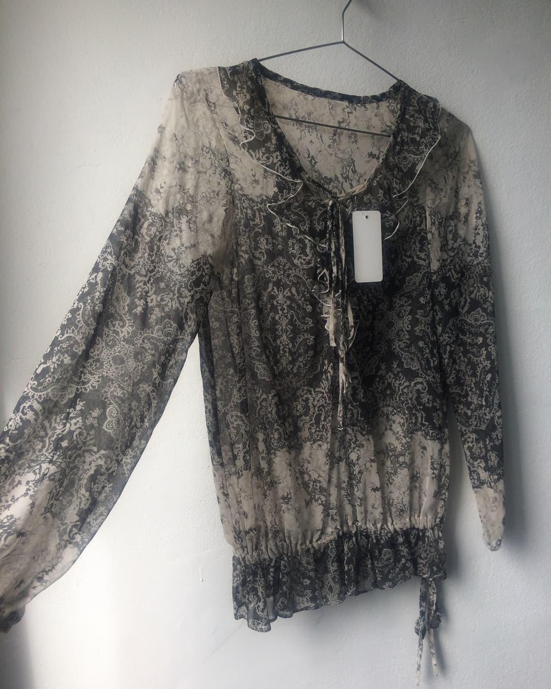 Pattern point ruffle top 상품이미지4