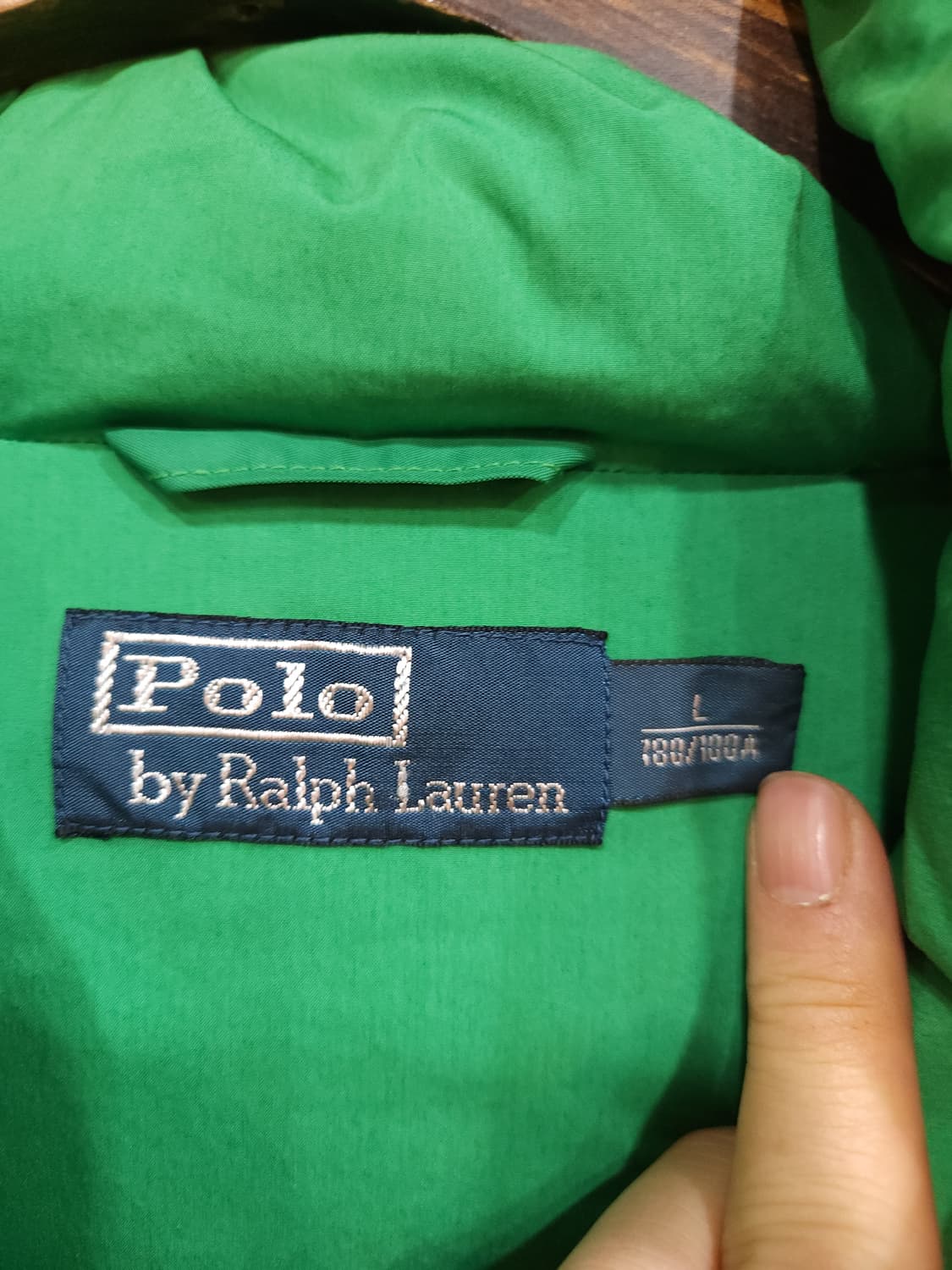 폴로 랄프로렌 그린 푸퍼 다운 자켓
​
 상품이미지4