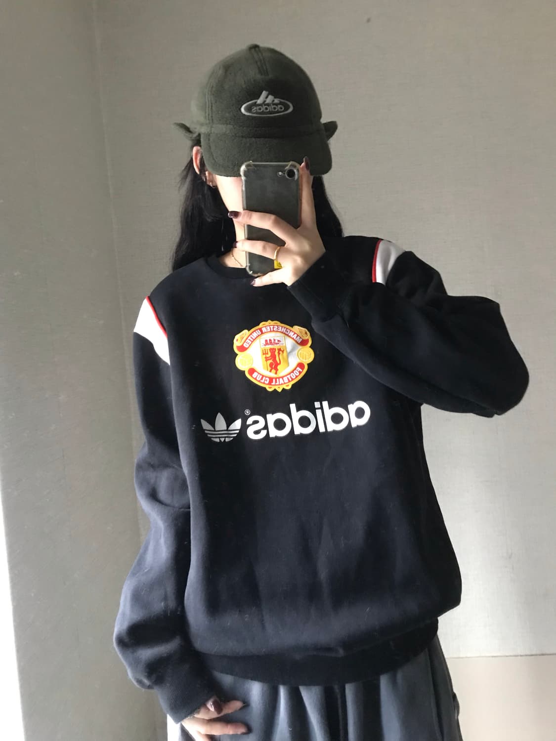 아디다스 맨유 맨투맨 상품이미지3