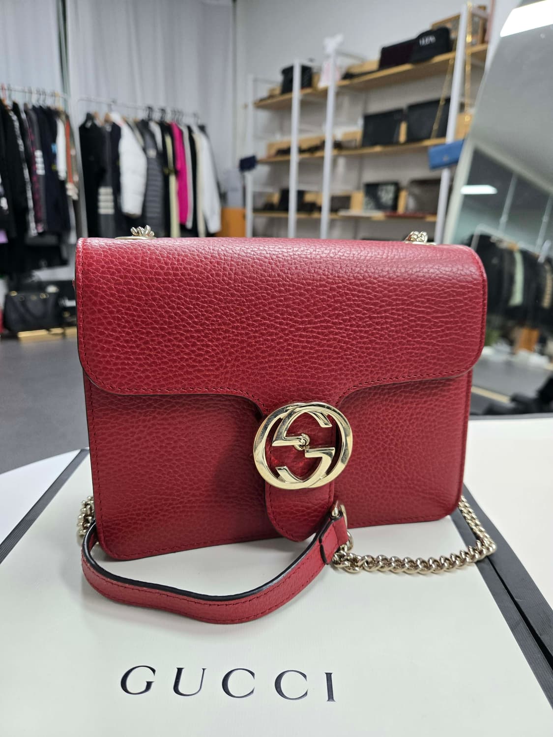 [A급컨디션] 구찌 인터로킹 GG 숄더백 상품이미지1