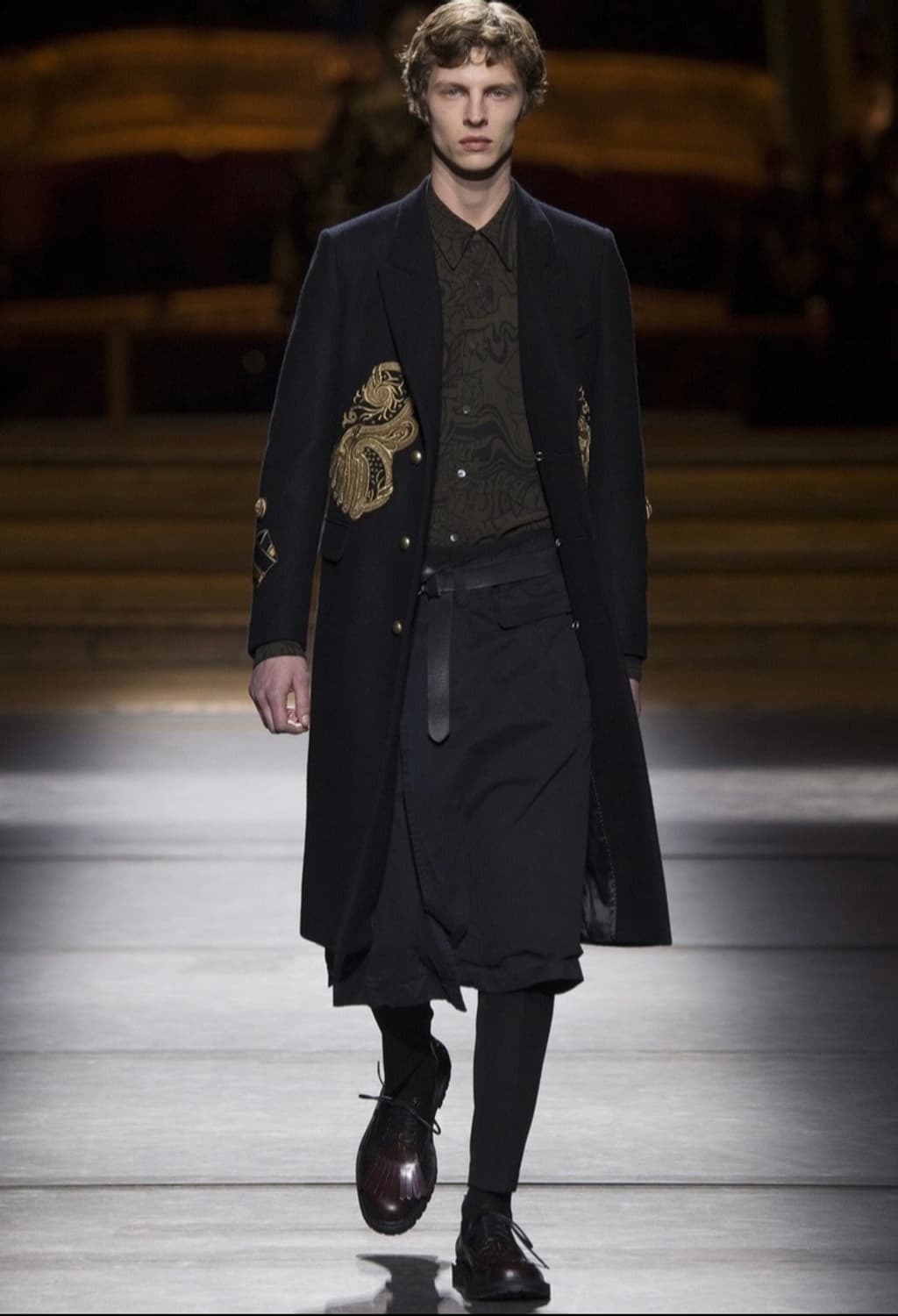 드리스 반 노튼 비즈자수 롱코트 상품이미지2