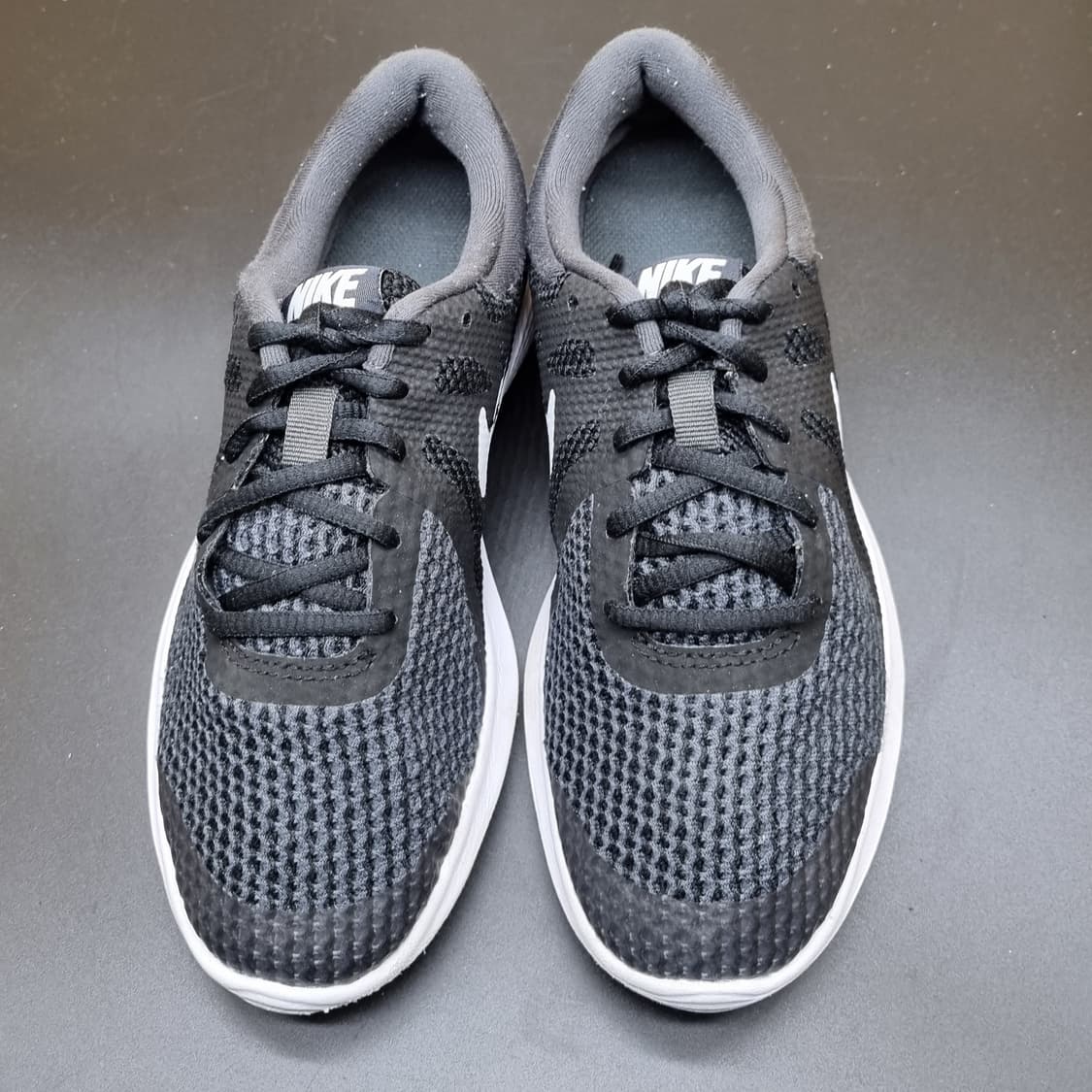 나이키 레볼루션 4 운동화 225 상품이미지2