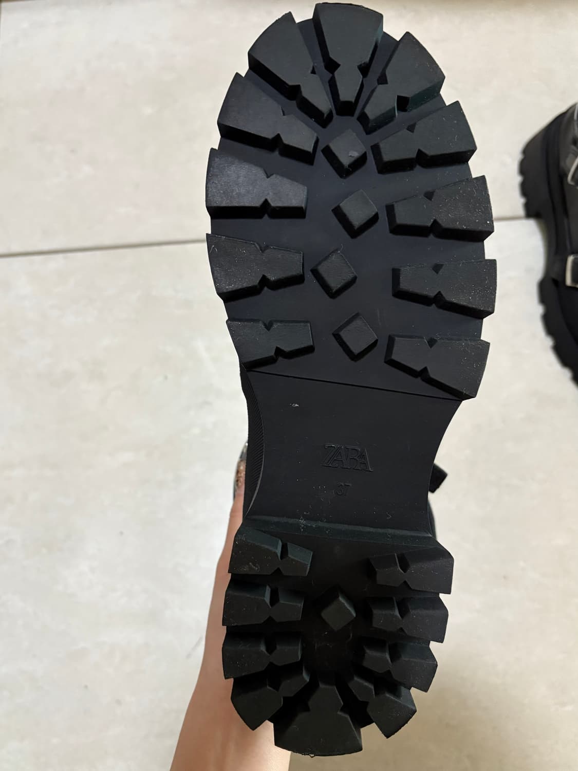 zara 자라 버클 스트랩 워커 상품이미지5