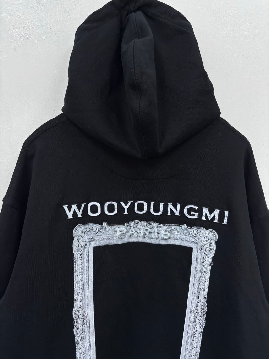 우영미 프레임 후드티46 상품이미지6