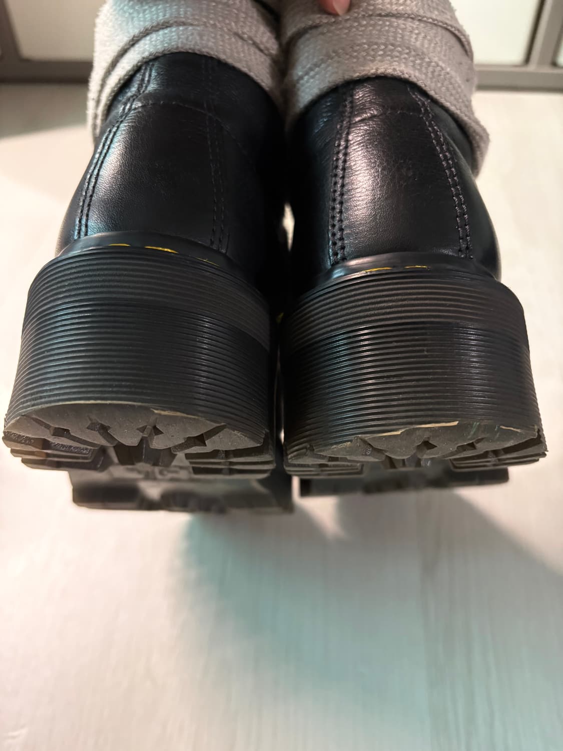 닥터마틴 x 릭 오웬스 1460 RO 레더 레이스 업 플랫폼 부츠 블랙  상품이미지4