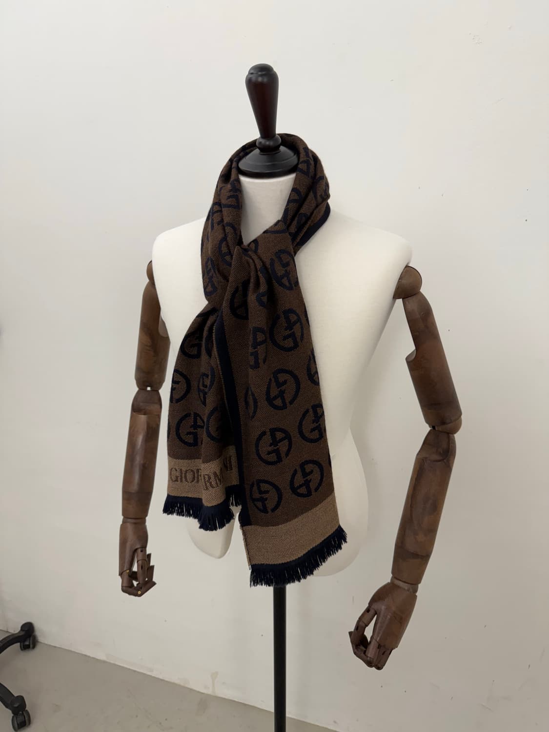 Giorgio Armani 100% Lana Wool muffler 상품이미지2