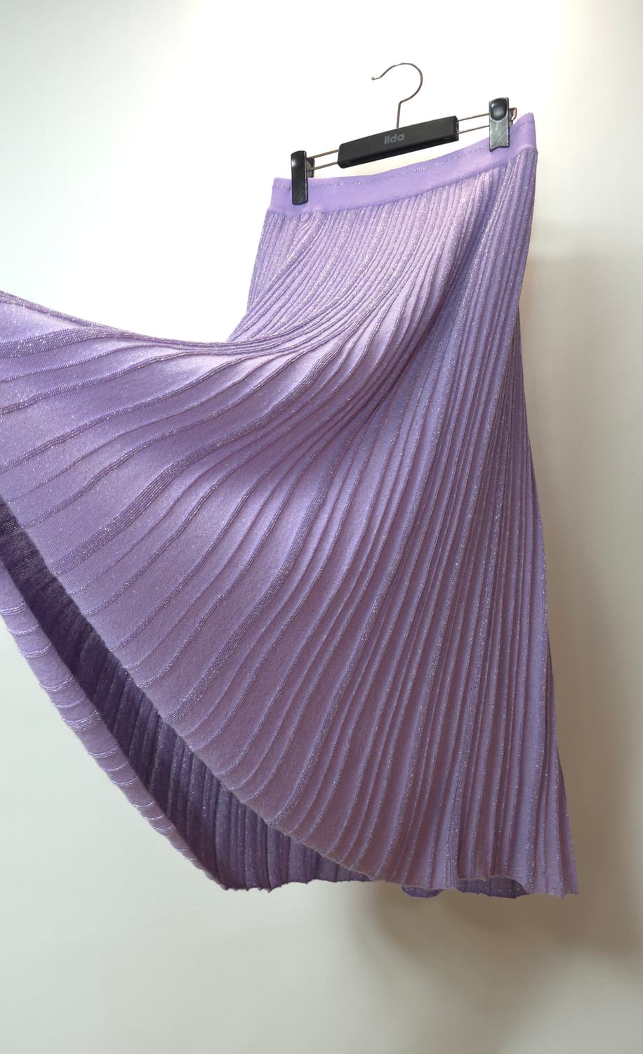한섬 오즈세컨 바이올렛 글리터 플리츠 밴딩 롱스커트 M 사이즈 상품이미지5