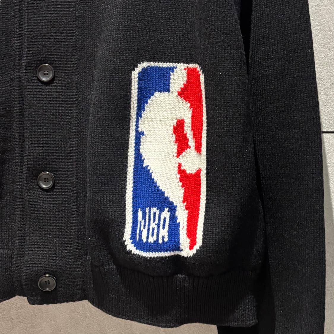 루이비통 NBA 니트 가디건 4L 상품이미지3