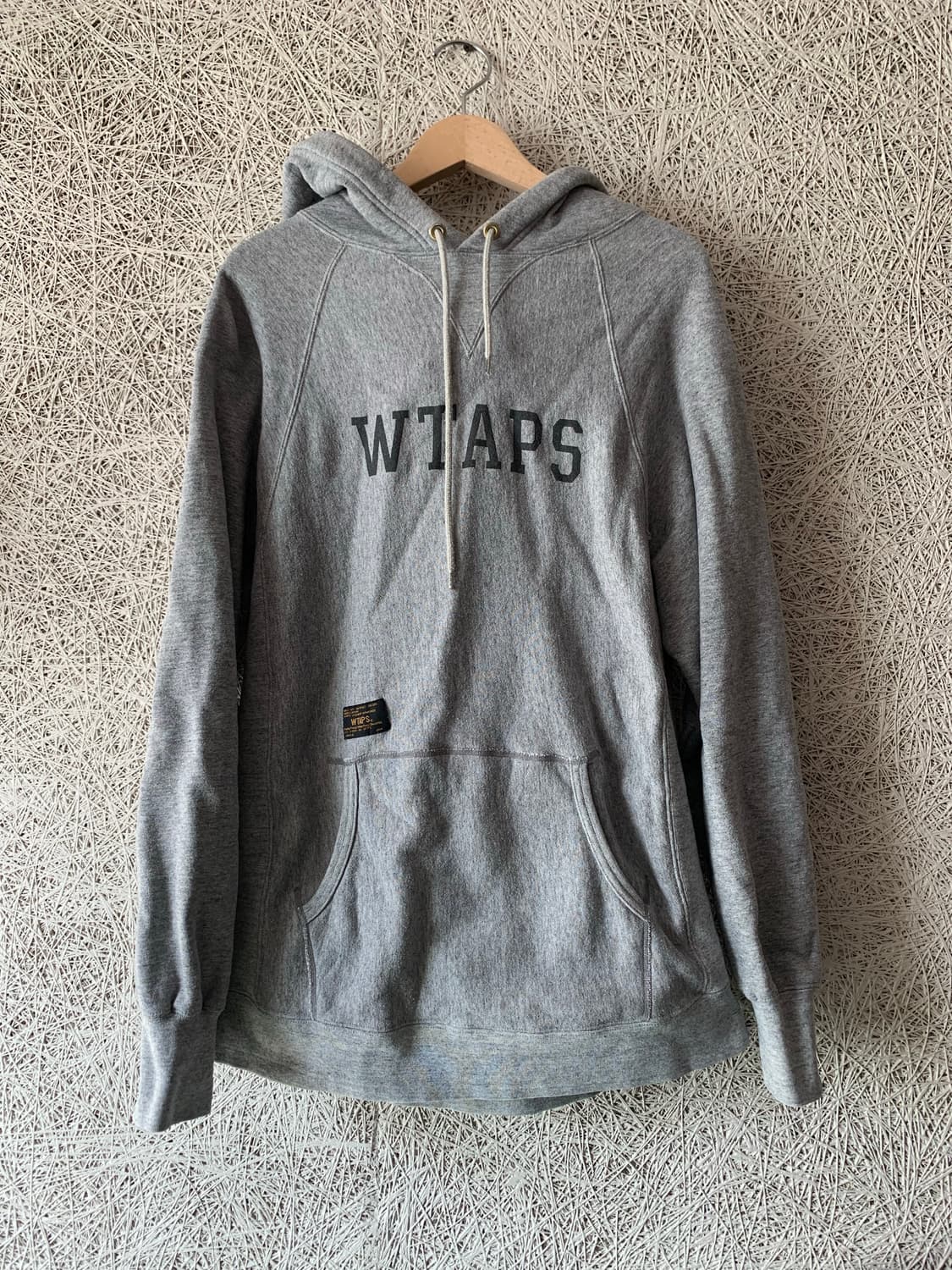 더블탭스 후드 올드모델 L 상품이미지1