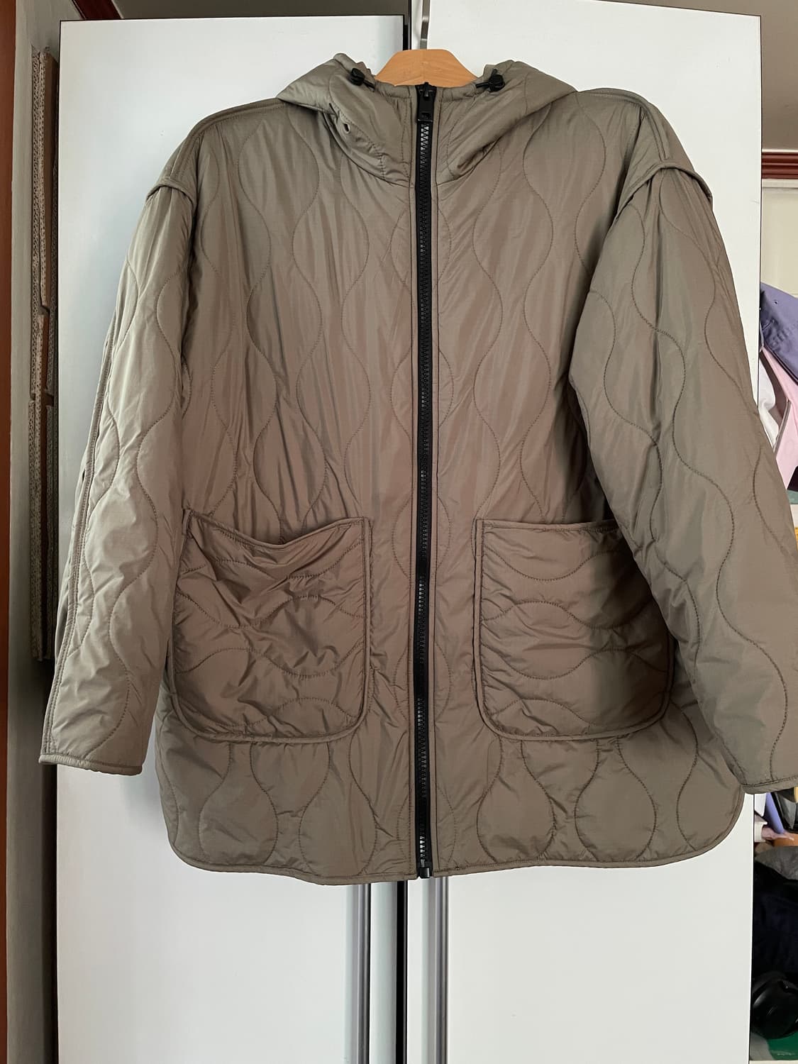 자라 오버핏 퀼팅 후드 점퍼 카키 상품이미지1