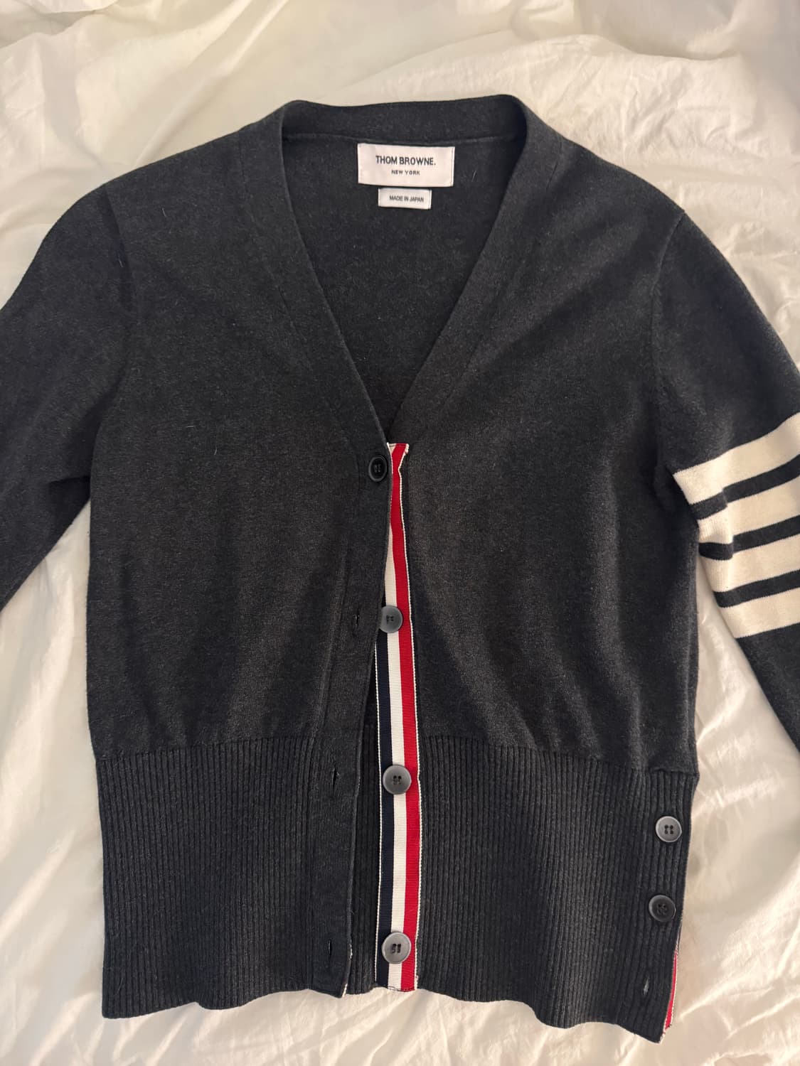 톰브라운 가디건 S 상품이미지1