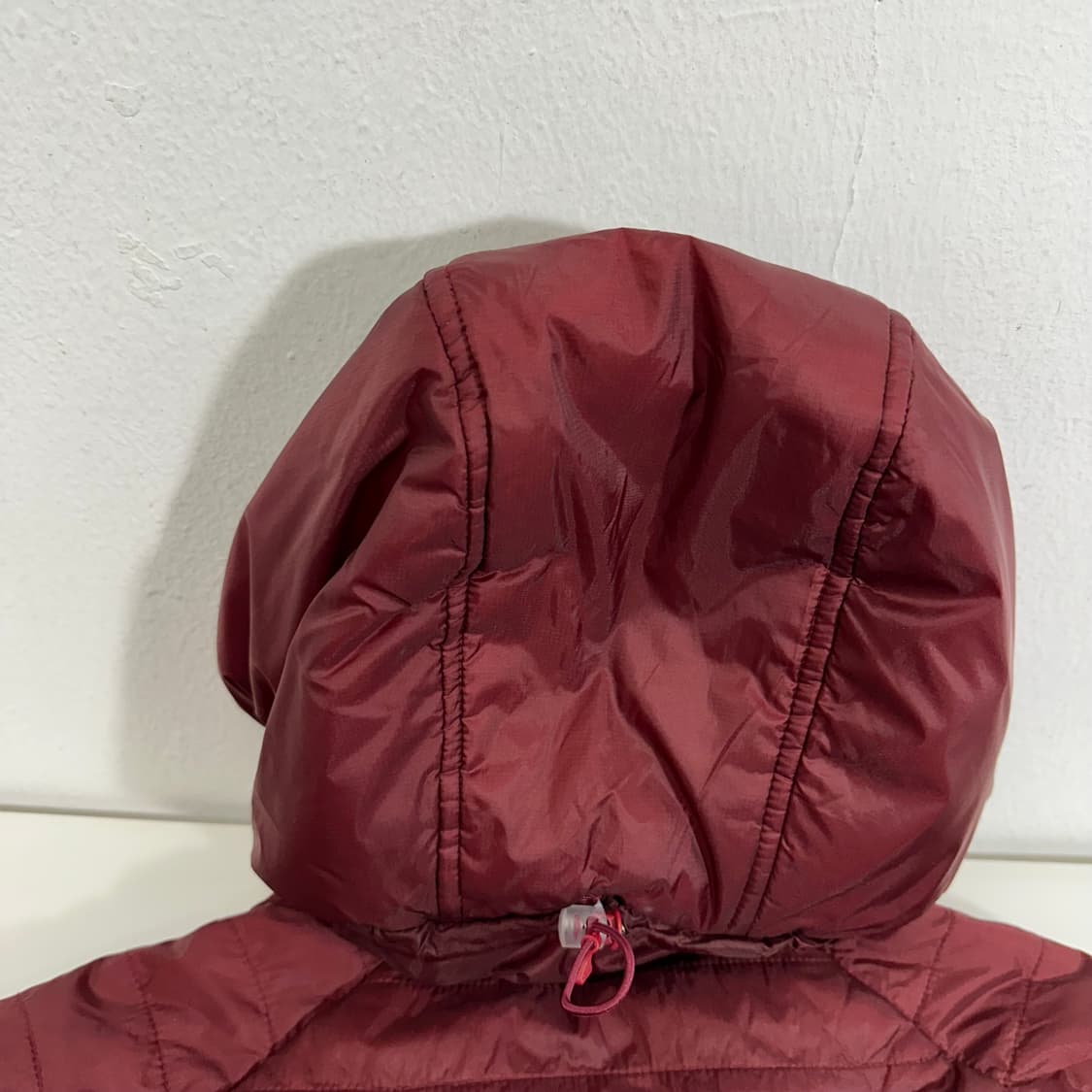 100 DEUTER 도이터 브라운 경량패딩 상품이미지7