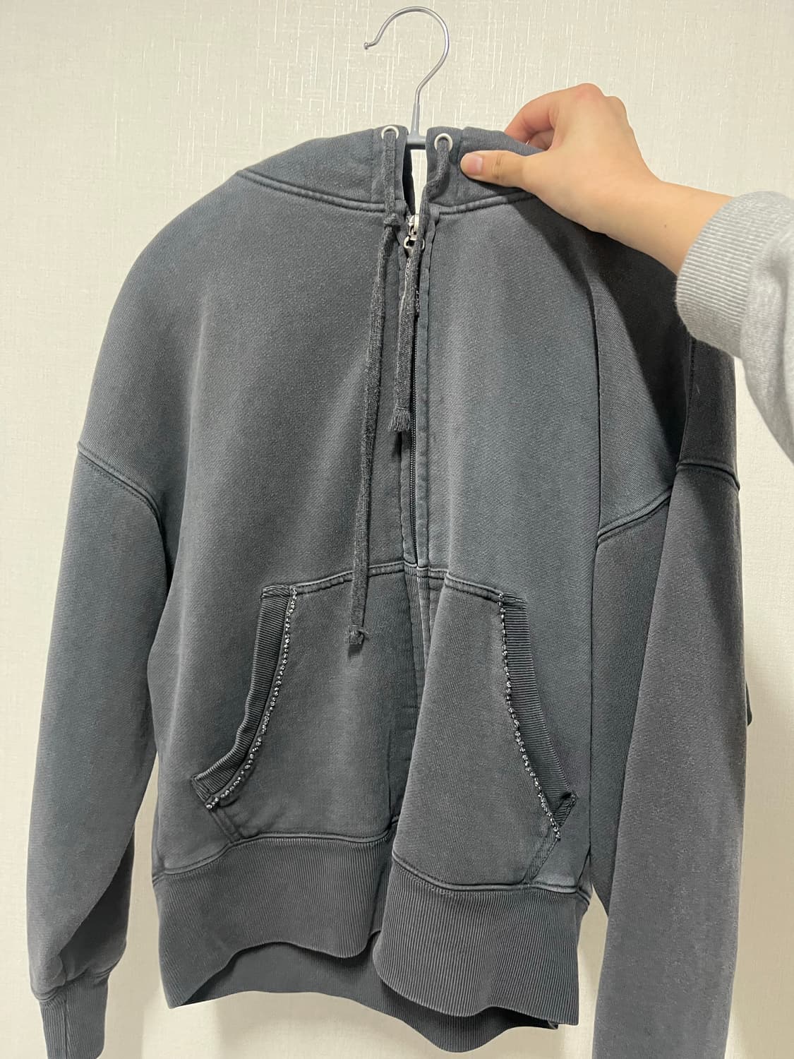 Sculptor 비즈 크로스 후드집업 S 상품이미지1