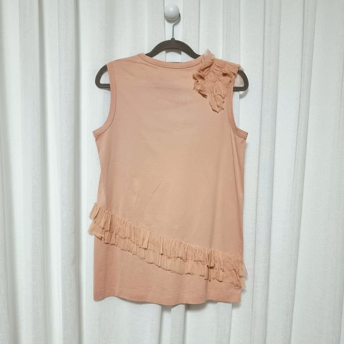 N21 누메로 벤투노 실크러플 슬리브리스 코튼 티 (55) 상태최상 상품이미지5