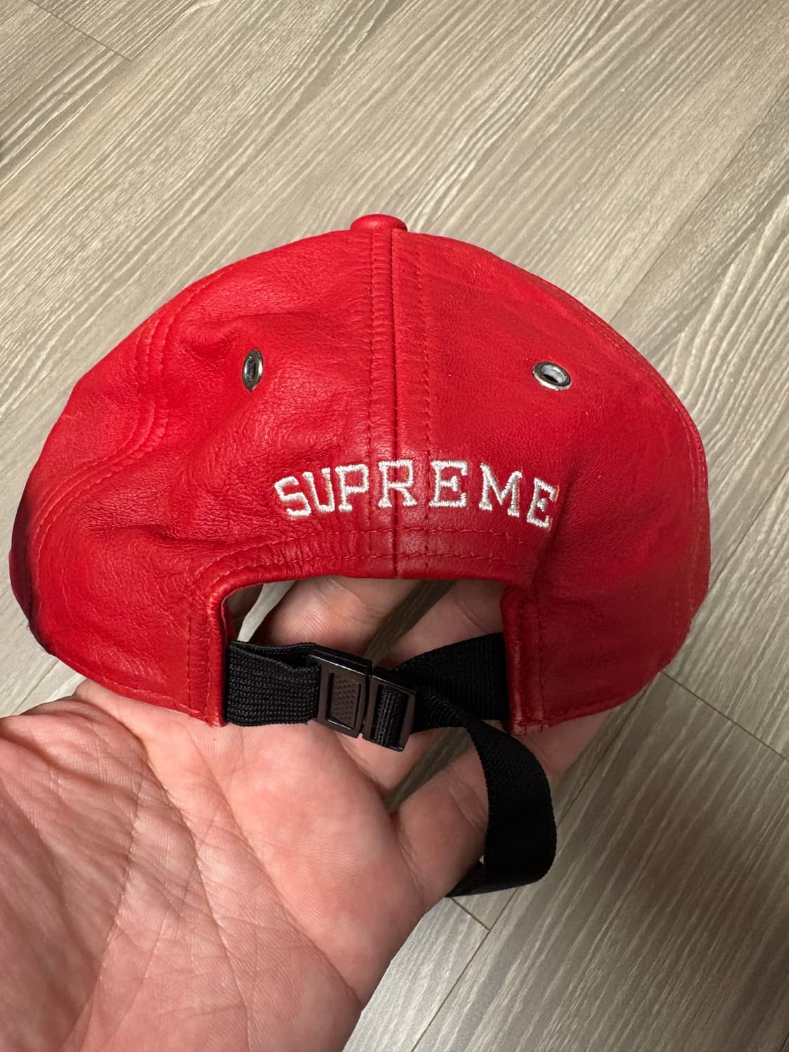 노스페이스 X 슈프림 가죽 볼캡 레드 상품이미지2
