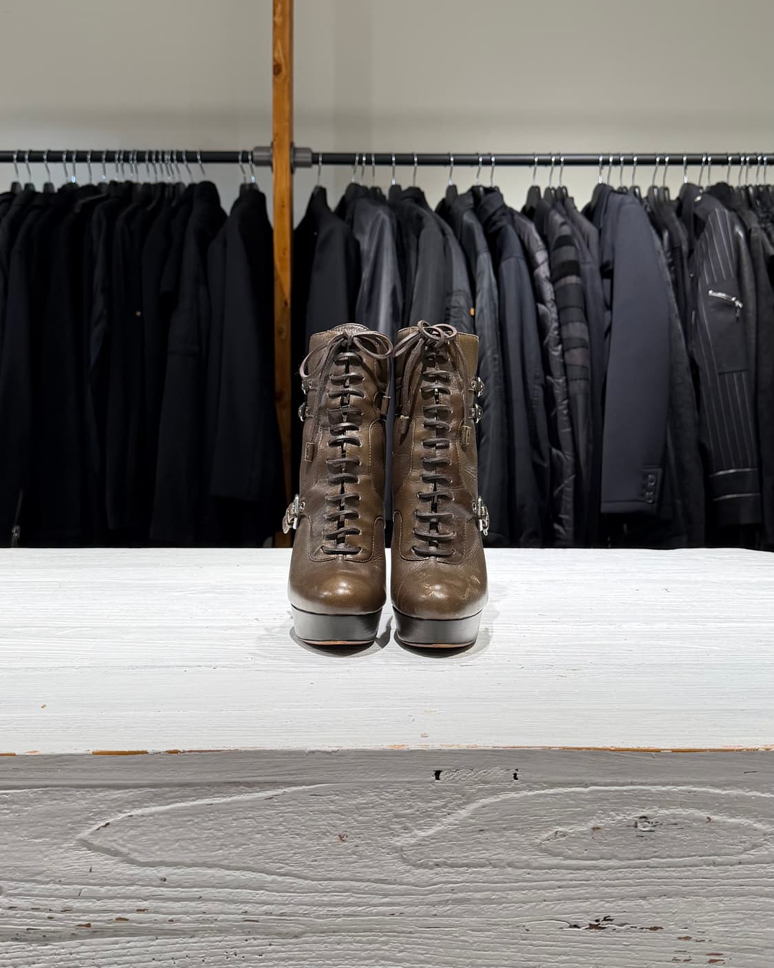 프라다 카키 레더 레이스업 플랫폼 앵클부츠 상품이미지2