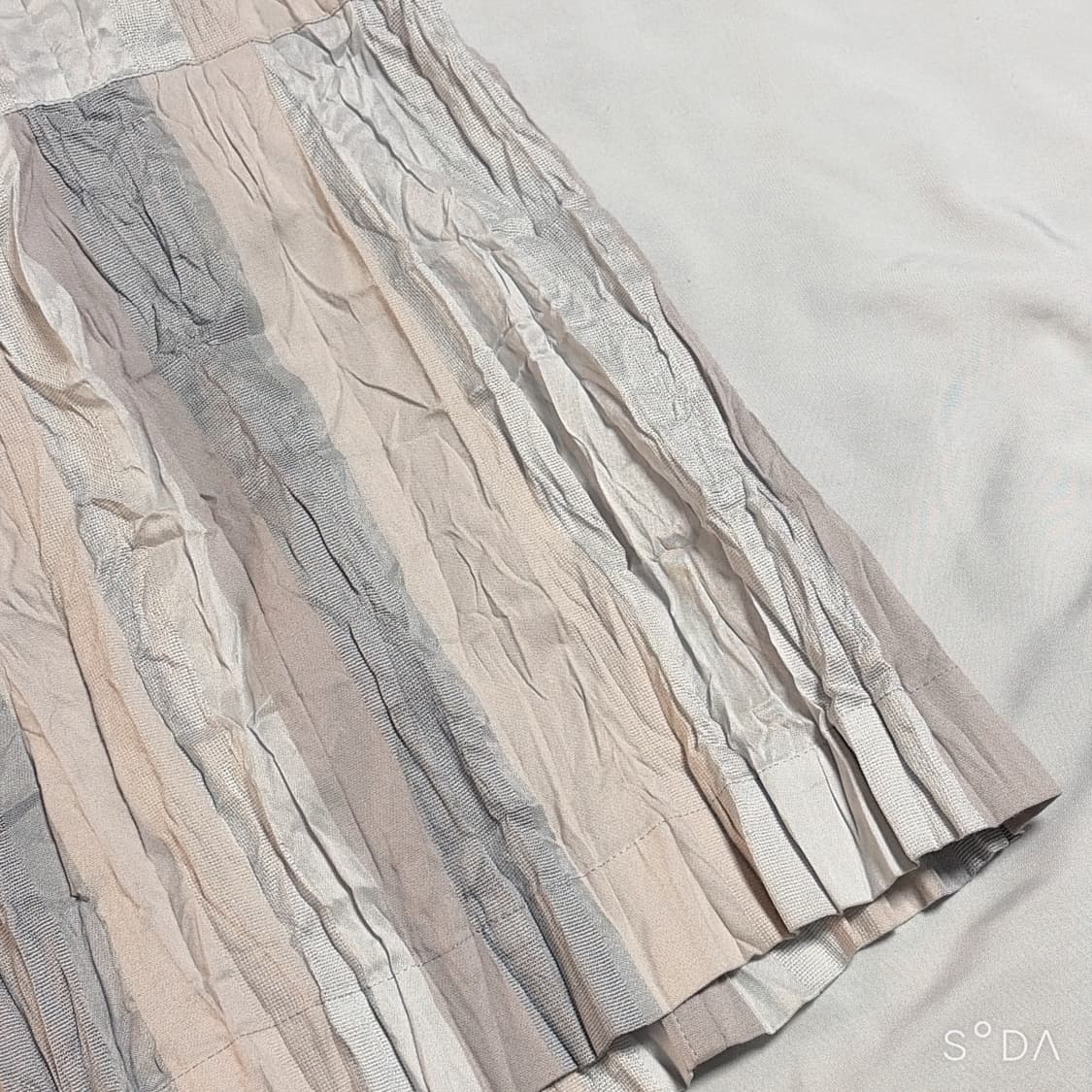 이세야미야케 스트라이프 주름 롱 스커트 상품이미지6