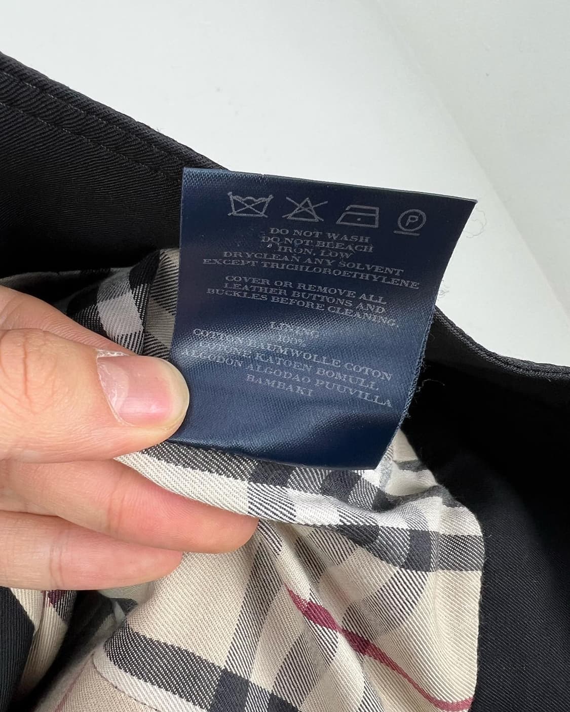 버버리 블랙 엘라스텐 포켓 봄버 자켓  상품이미지9