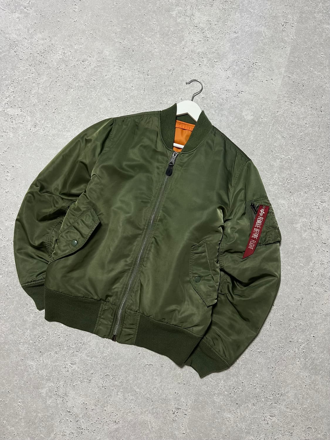 알파인더스트리 MA-1 리버시블 항공점퍼 상품이미지1