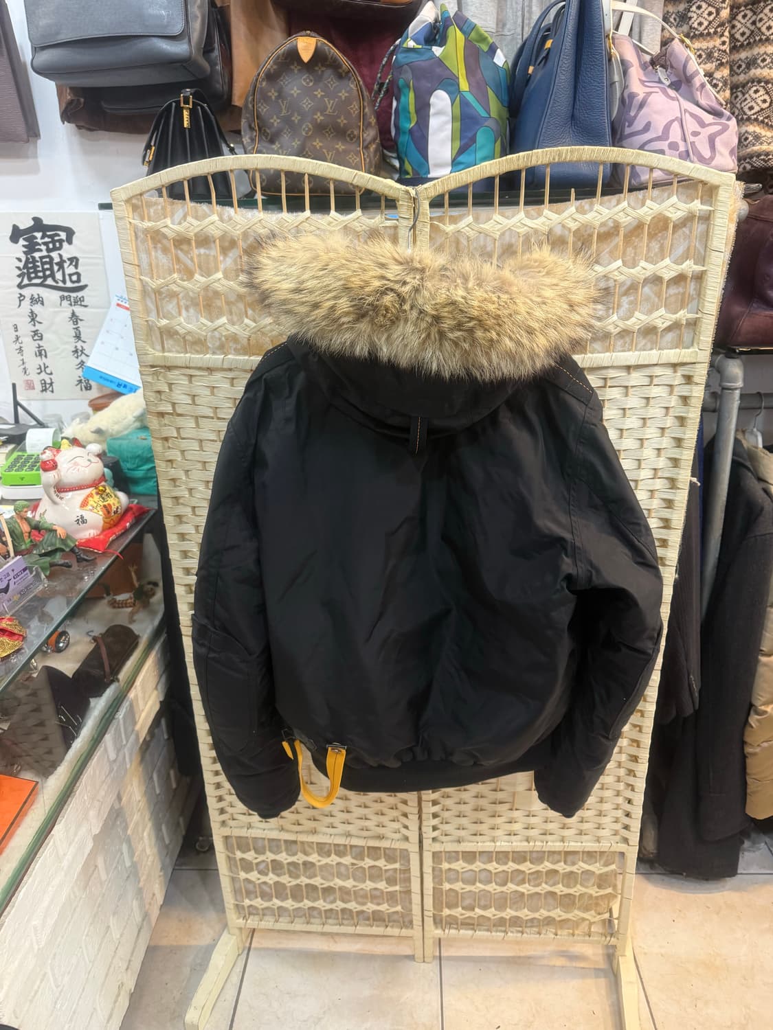 100 정품 파라점퍼스 고비패딩 팝니다 상품이미지6