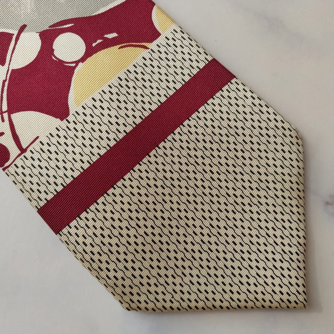 지방시 실크 아이보리 아트 패널 넥타이 9.5cm A등급 K1838
 상품이미지8