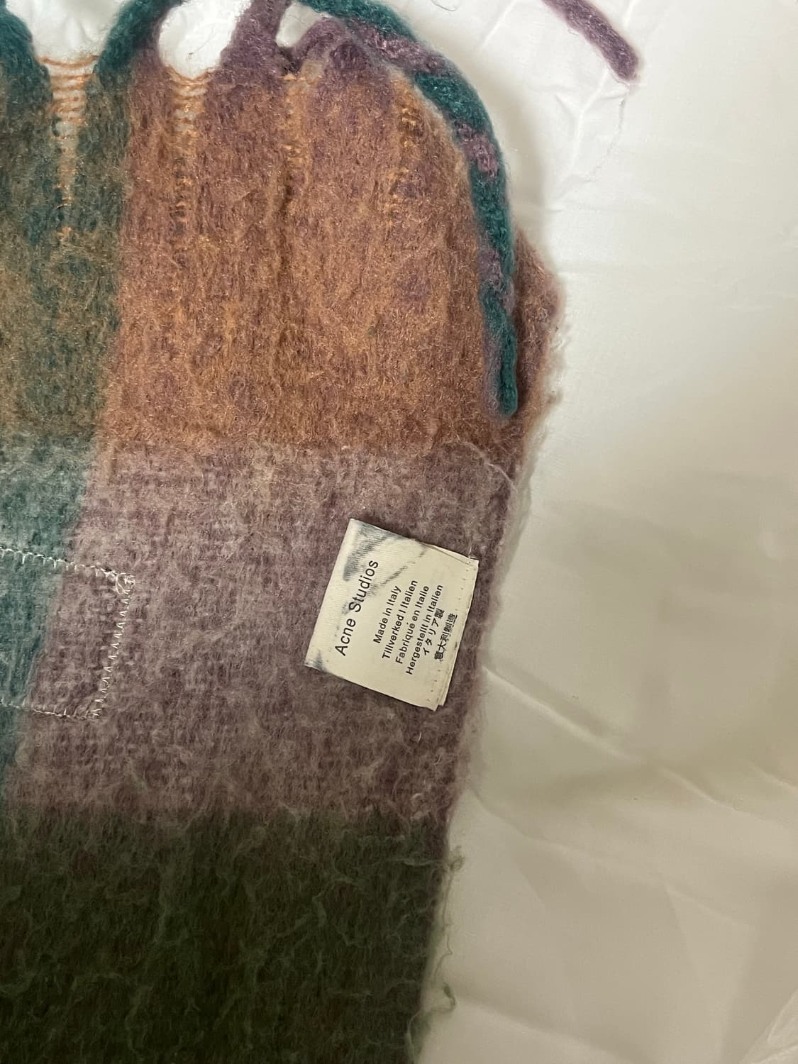 아크네스튜디오 체크 머플러 상품이미지3