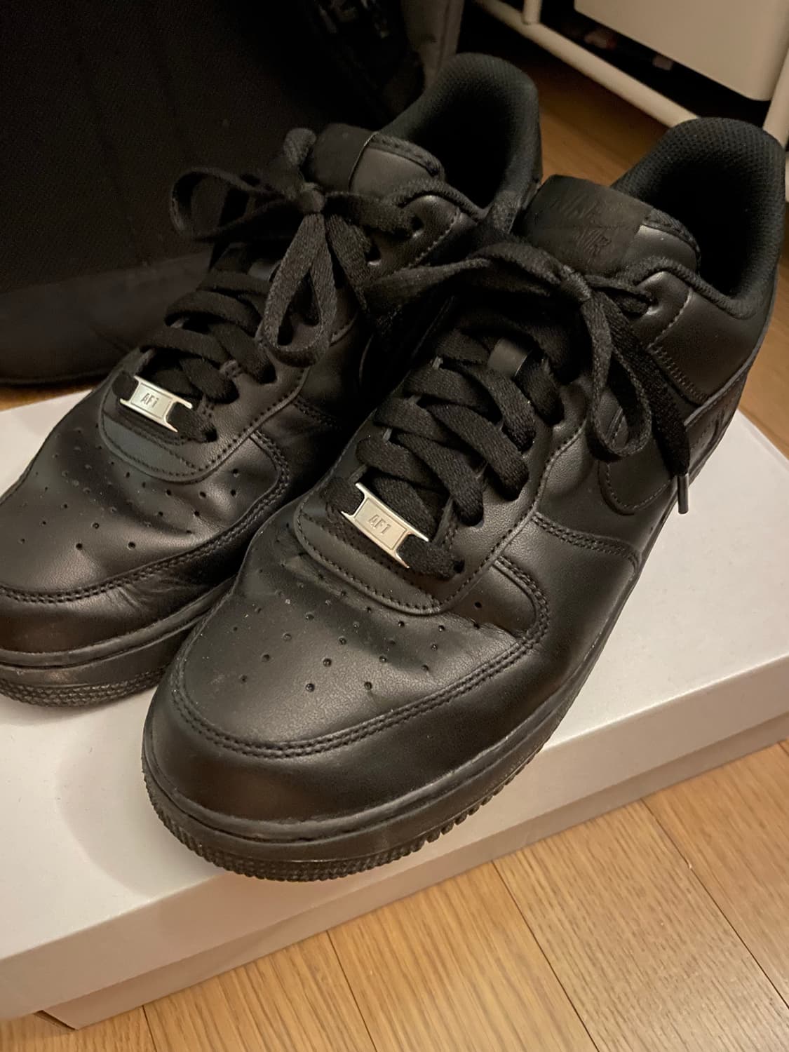 에어포스1 블랙 상품이미지3