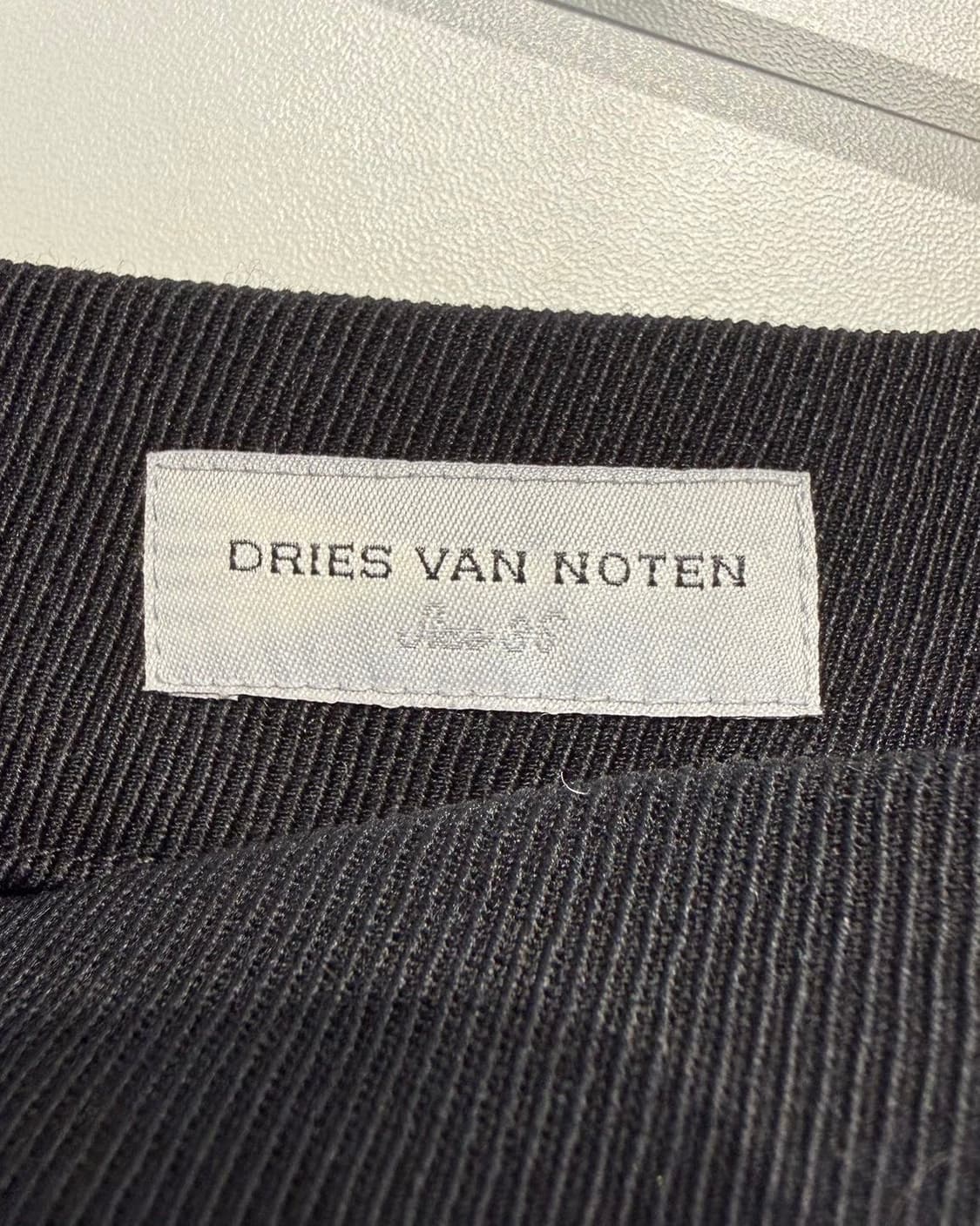 드리스 반 노튼 블랙 밴딩 미디스커트  상품이미지8